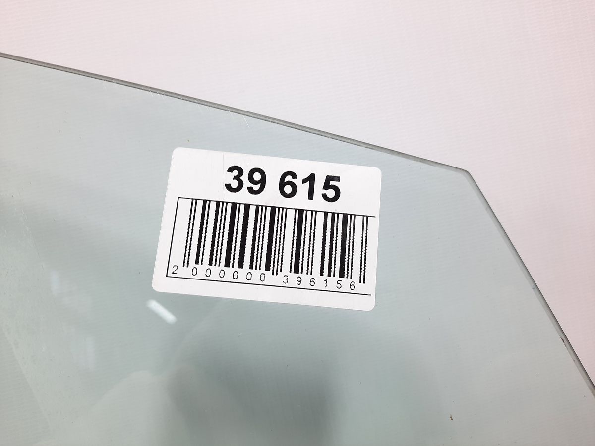 Compass Стекло двери передней правой Jeep Compass 2007-2017 5074816AE Jeep Compass 3