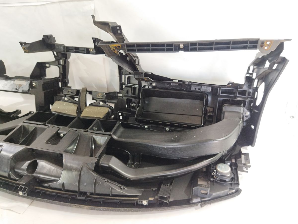 Altima Торпеда гола Nissan Altima 2014-2018 682009HT0A Nissan Altima 15