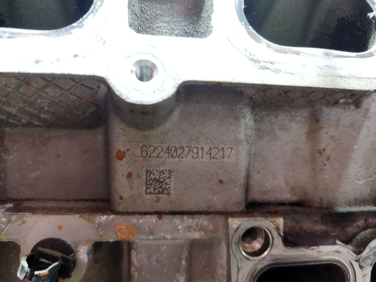 Dart Двигун (без навісного обладнання) (всередині іржа) 2.4 L Dodge Dart 2014-2016 68369232AA Dodge Dart 4