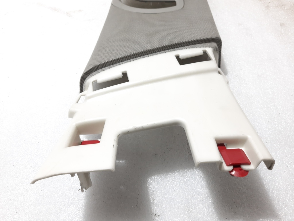 Ats Обшивка стійки центральна права верхня Cadillac ATS 2013-2017 23115491 Cadillac ATS 10