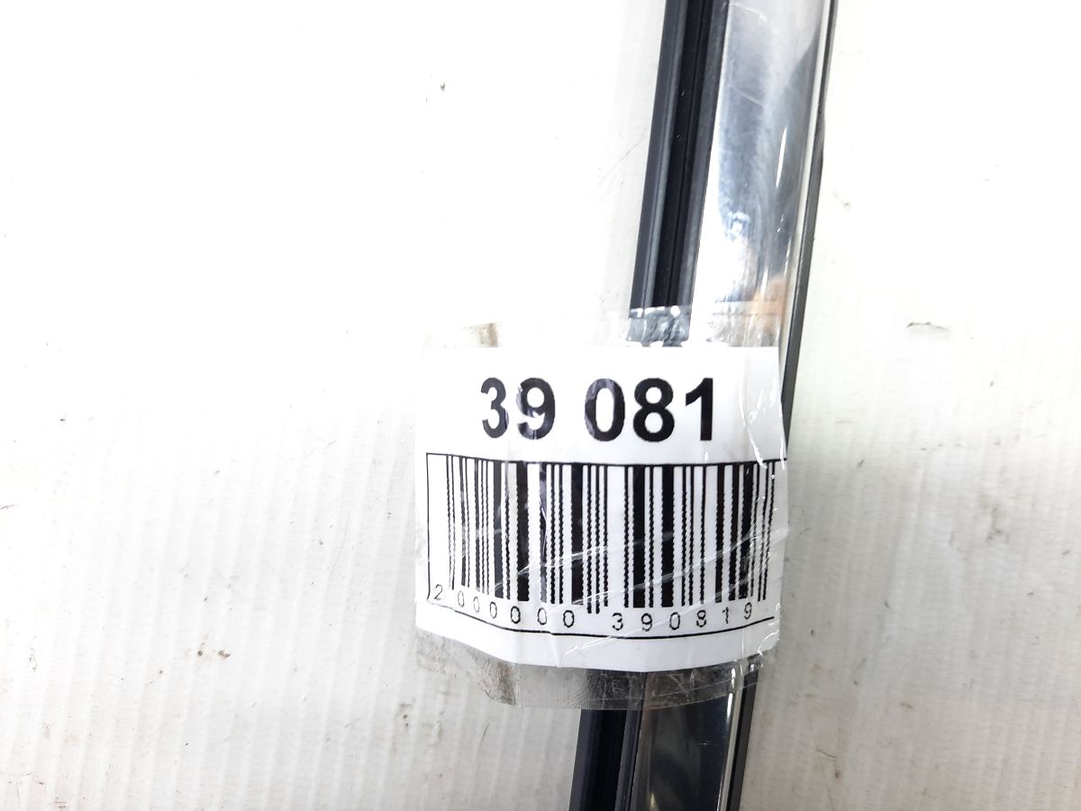 Altima Ущільнювальна гумка скла двері лівої зовнішня (хром) Nissan Altima 2013-2018 828213TA0A Nissan Altima 6