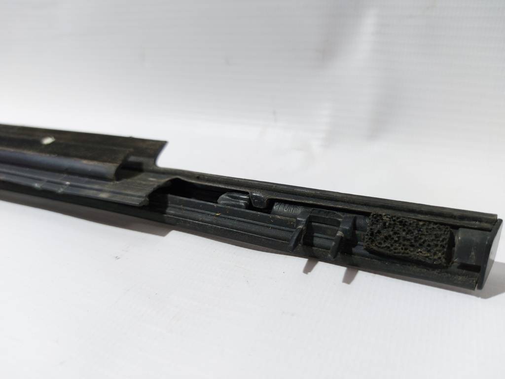 3 Ущільнювальна гумка скла двері передньої правої зовнішня Mazda 3 2014-2018 BHN9-50-640C Mazda 3 5