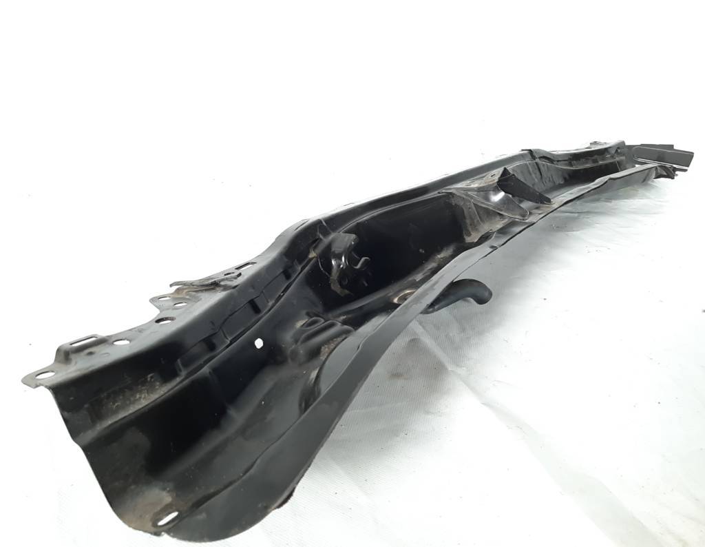 Camry Водосток центральный под лобовое стекло Toyota Camry 2012-2017 5570206090 Toyota Camry 3