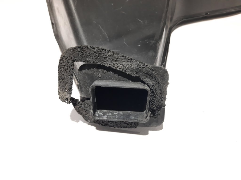 Journey Повітрозабірник пічки лівий Dodge Journey 2011-2020 5058463AE Dodge Journey 3