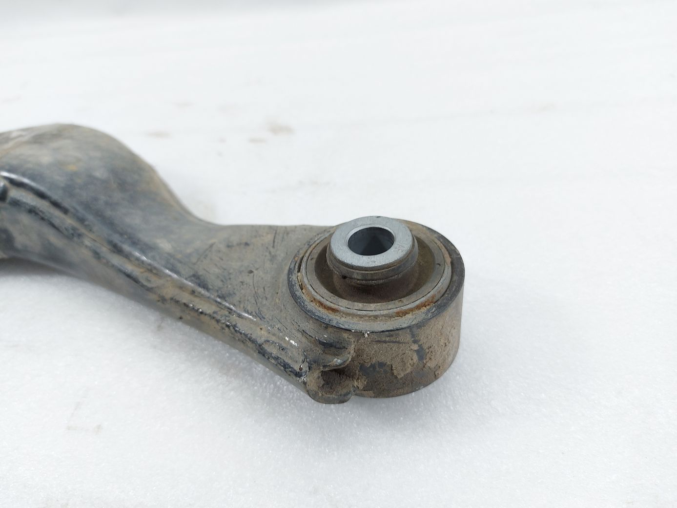 Regal Важіль задній правий верхній Buick Regal 2013-2017 20900532 Buick Regal 2