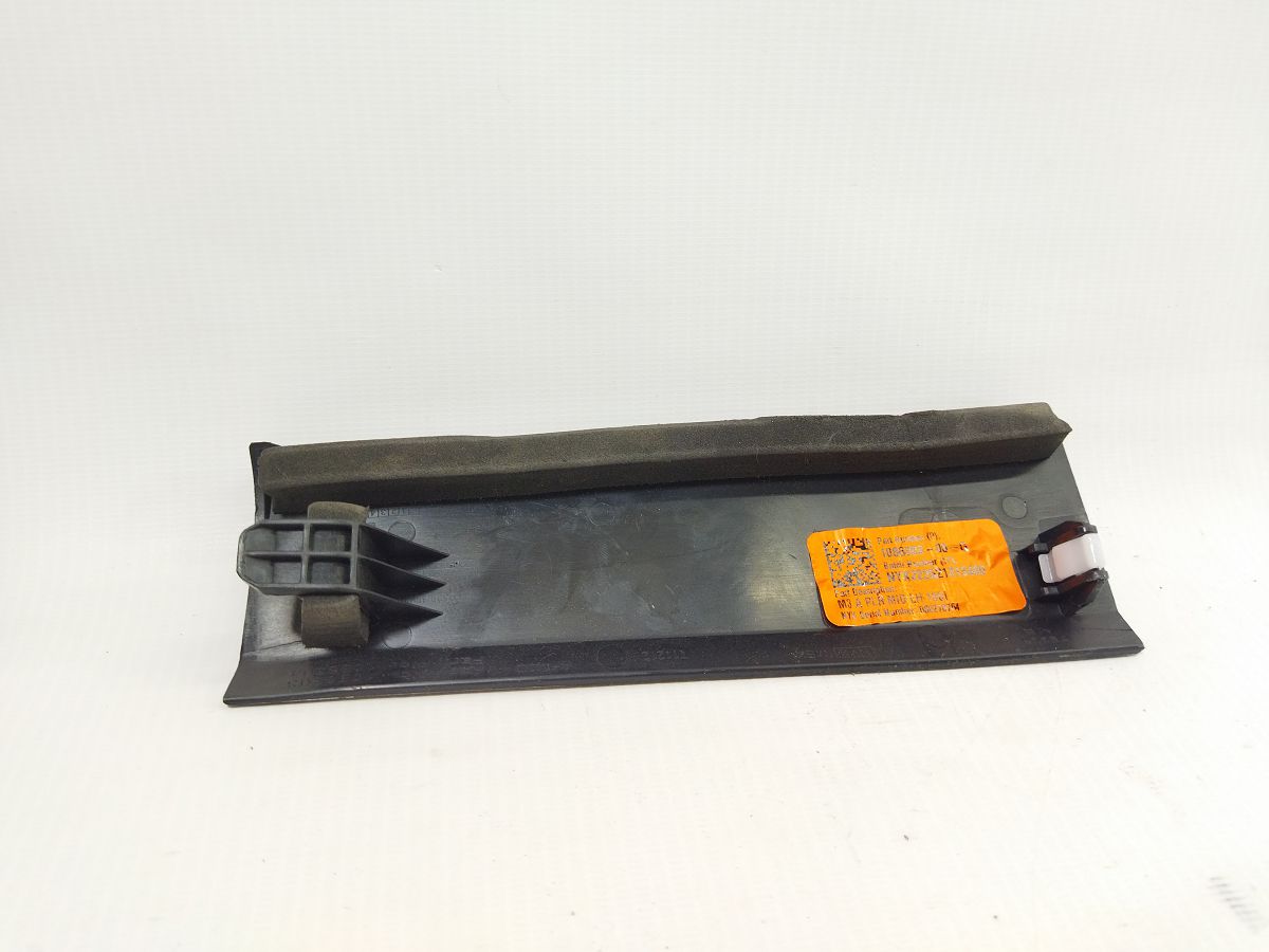 Model 3 Накладка передней стойки левая средняя Tesla Model 3 2020-2024 108630300G Tesla Model 3 2