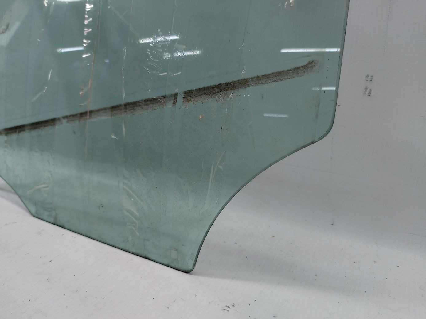 Ats Скло дверей задньої лівої Cadillac ATS 2013-2018 84550967 Cadillac ATS 2