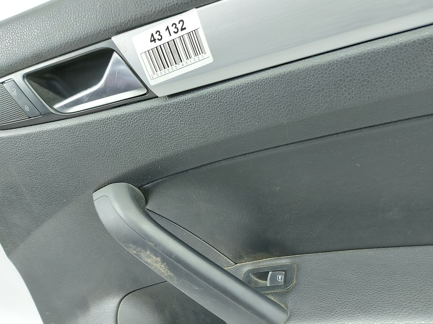 Passat s Карта дверей задньої правої (чорна, шкіра) Volkswagen Passat S 2012-2019 561867212GOUR Volkswagen Passat S 4