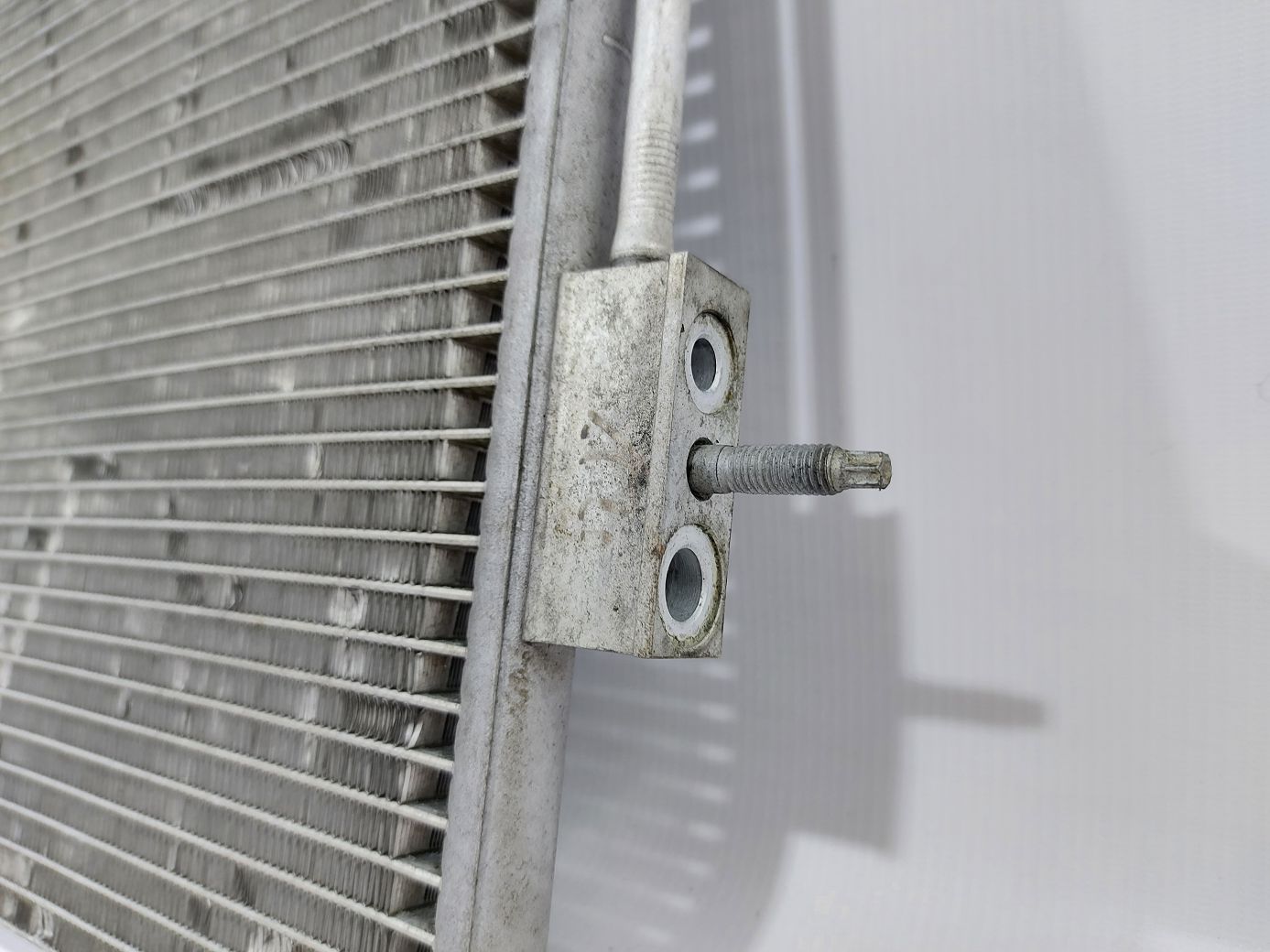 Volt Радіатор кондиціонера Chevrolet Volt 2011-2015 20842140 Chevrolet Volt 7 Volt Радіатор кондиціонера Chevrolet Volt 2011-2015 20842140 Chevrolet Volt 7