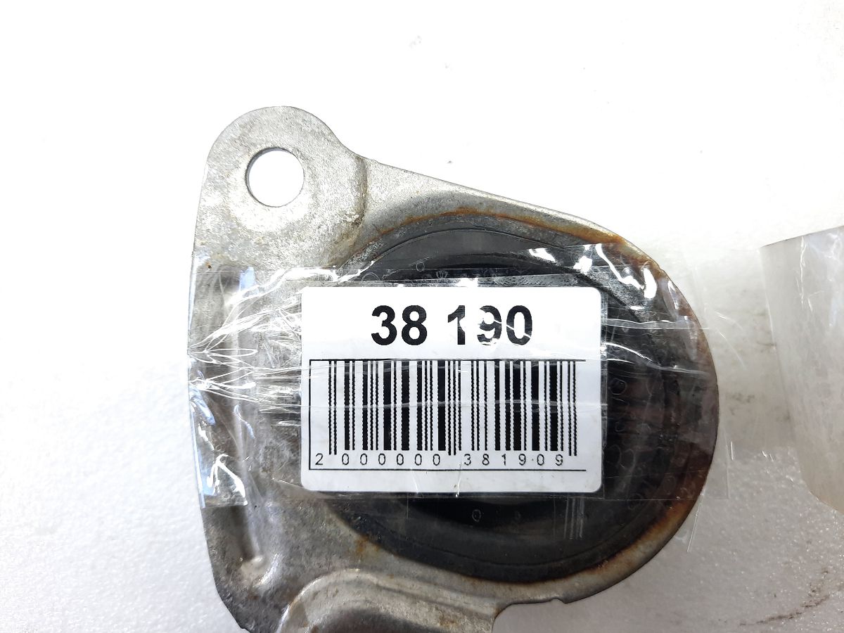 Ats Кріплення вихлопної труби заднє ліве Cadillac ATS 2013-2019 22840426 Cadillac ATS 4