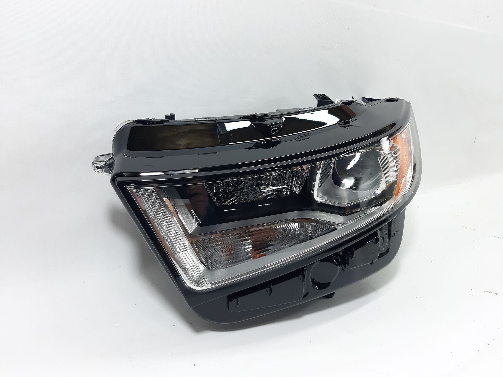 Фари головного світла Фара передня ліва Ford Edge 2015-2018 FT4Z-13008-F Ford Edge 2