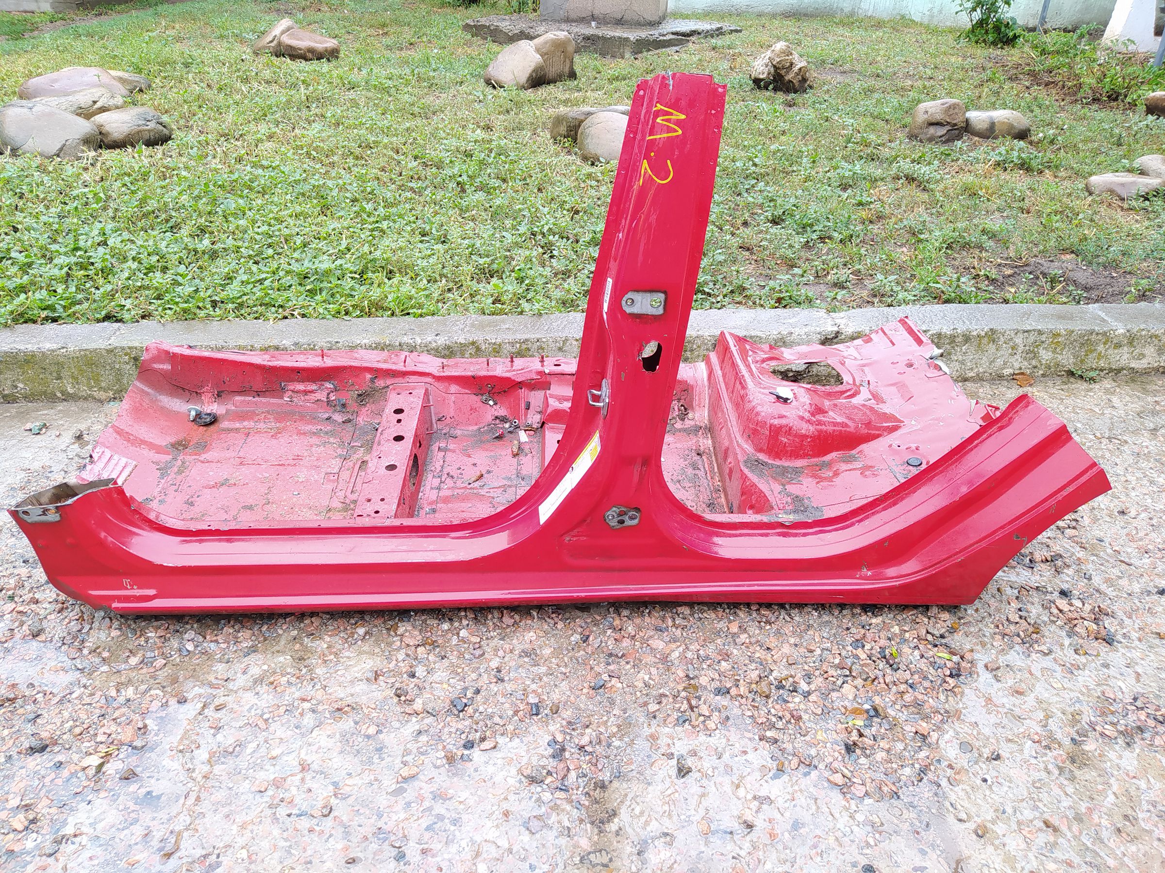 Fiesta. Стійка центральна ліва (метал) Ford Fiesta 2011-2019 AE8Z5424383A Ford Fiesta Fiesta. Стійка центральна ліва (метал) Ford Fiesta 2011-2019 AE8Z5424383A Ford Fiesta