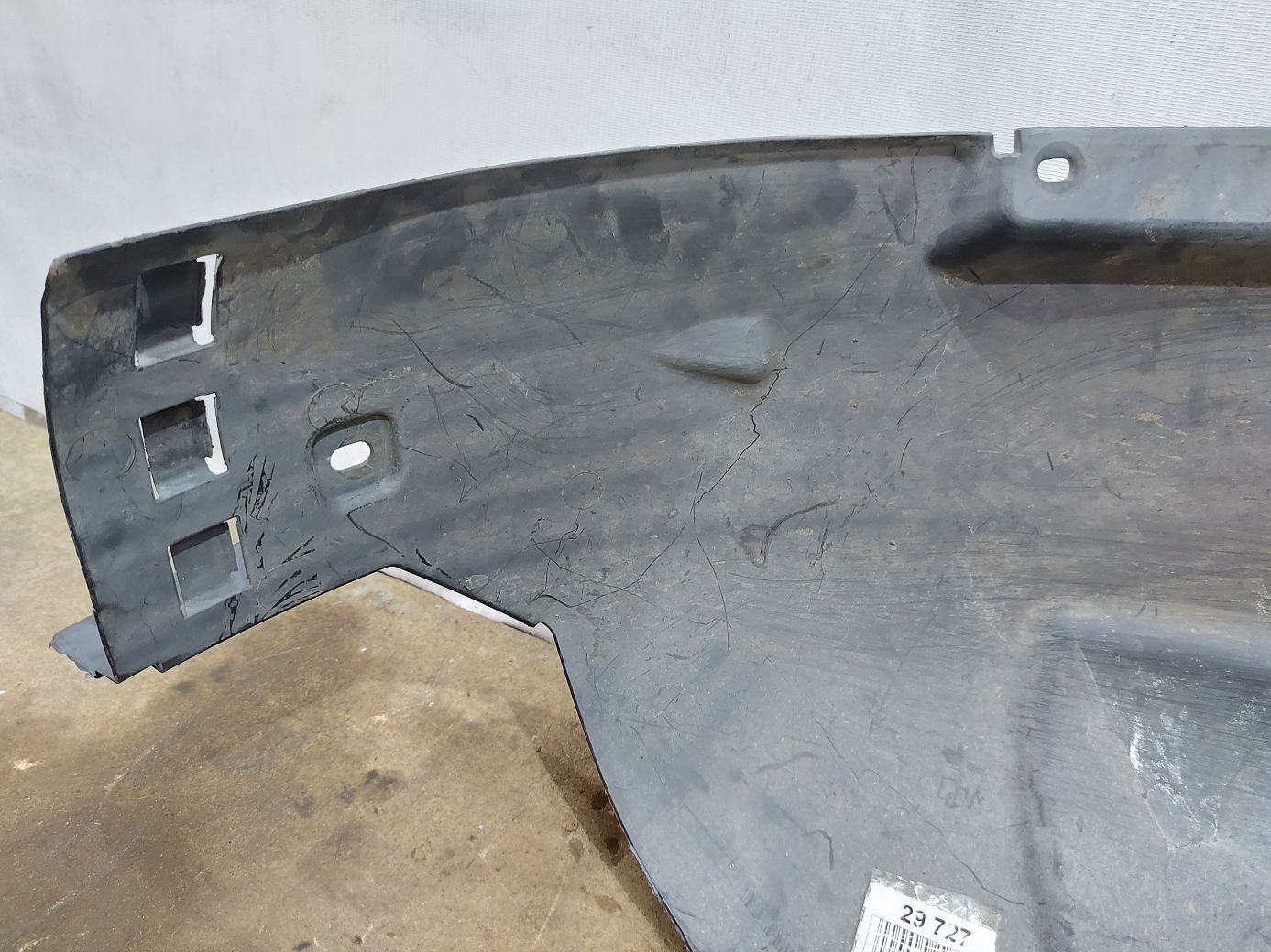 Volt Підкрилок передній лівий ззаду Chevrolet Volt 2011-2015 23183349 Chevrolet Volt 4