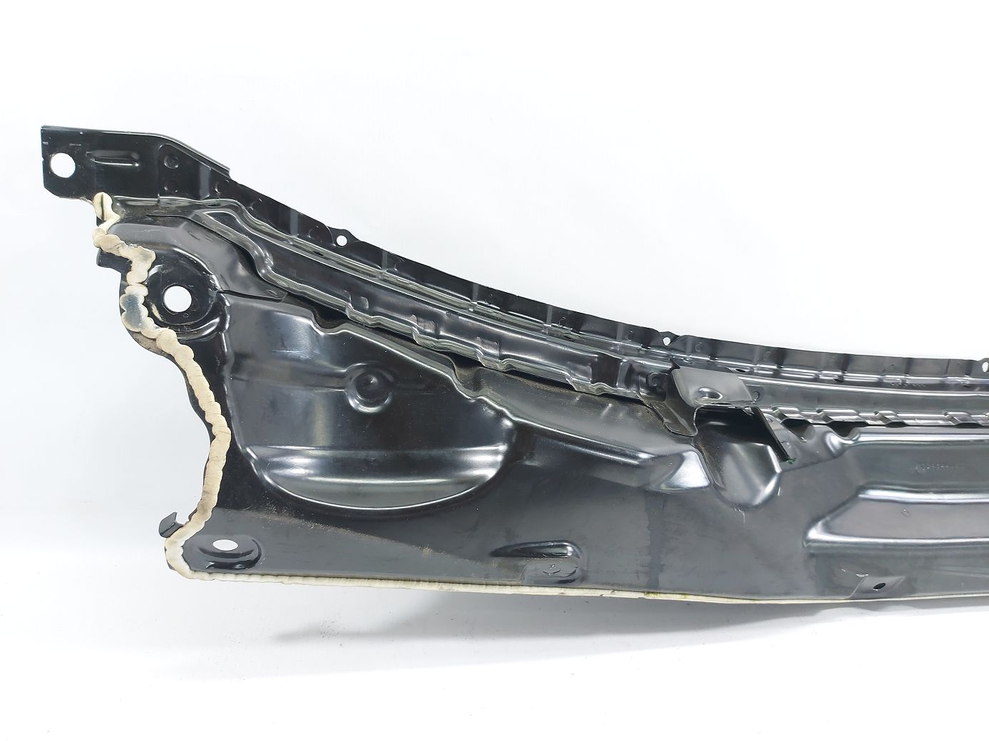 Ats Водостік під лобове скло Cadillac ATS 2013-2018 84388013 Cadillac ATS 2