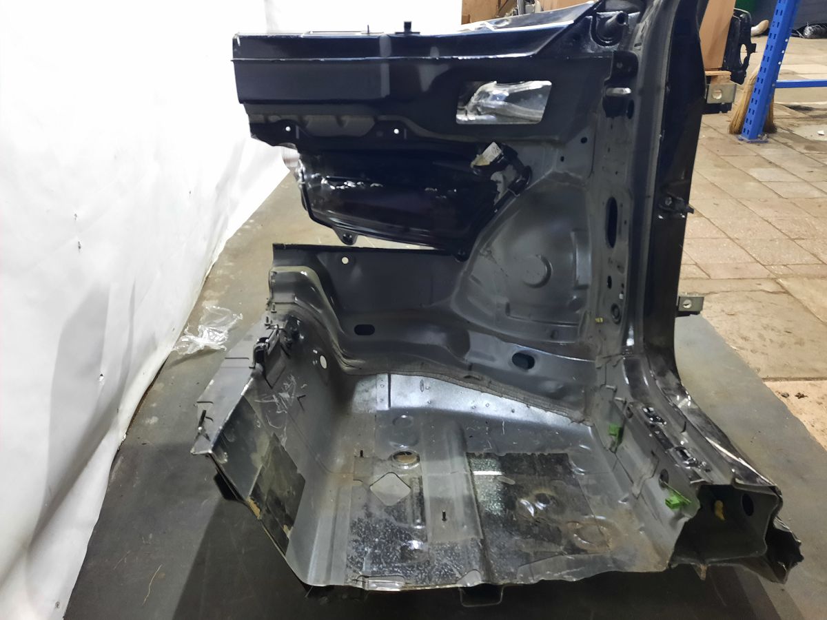 Passat s Чверть передня права Volkswagen Passat S 2012-2015 561803092A Volkswagen Passat S 10