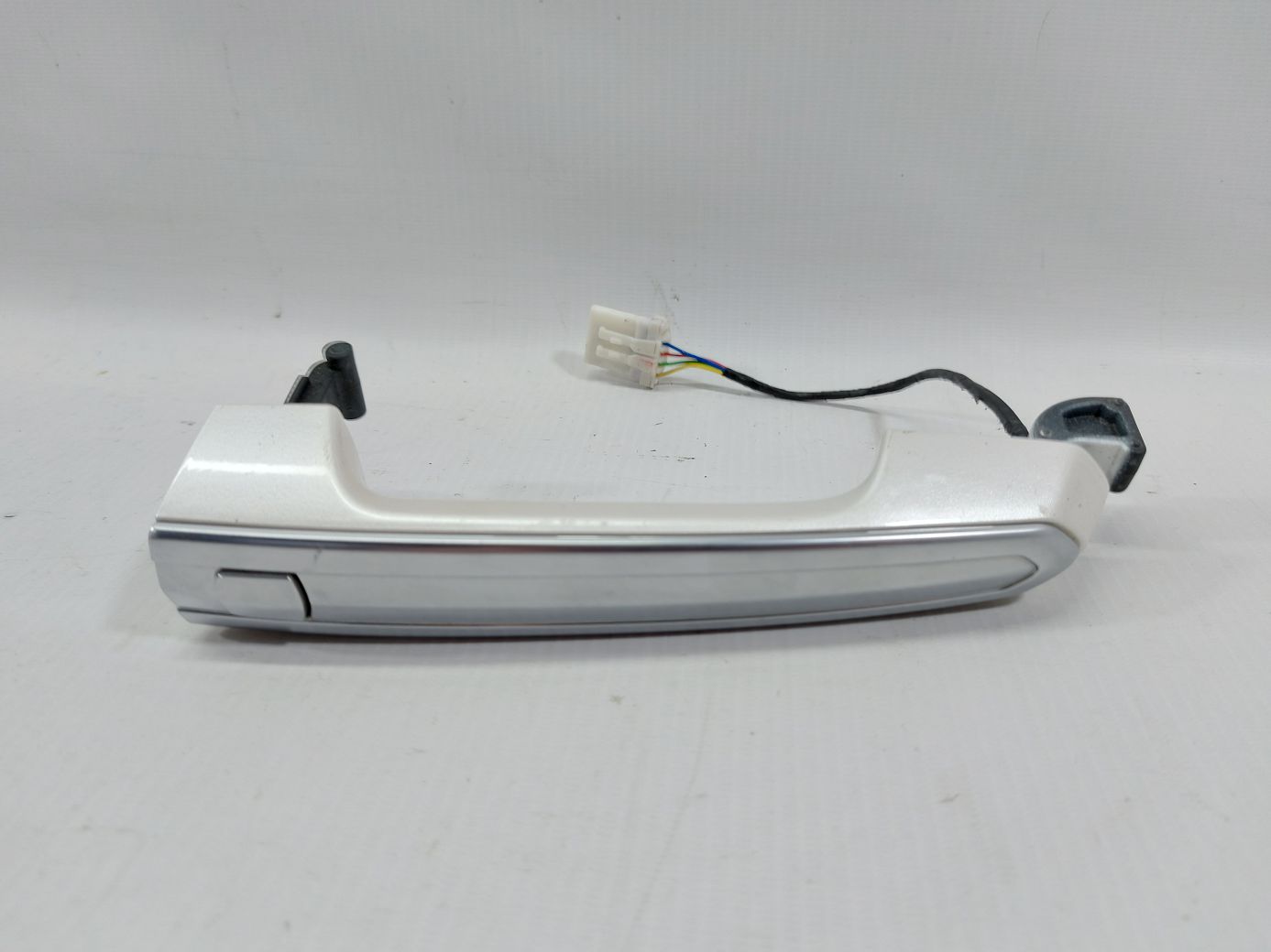 Ats Ручка дверей передньої лівої зовнішня (сіра) Cadillac ATS 2013-2014 13592156 Cadillac ATS 2