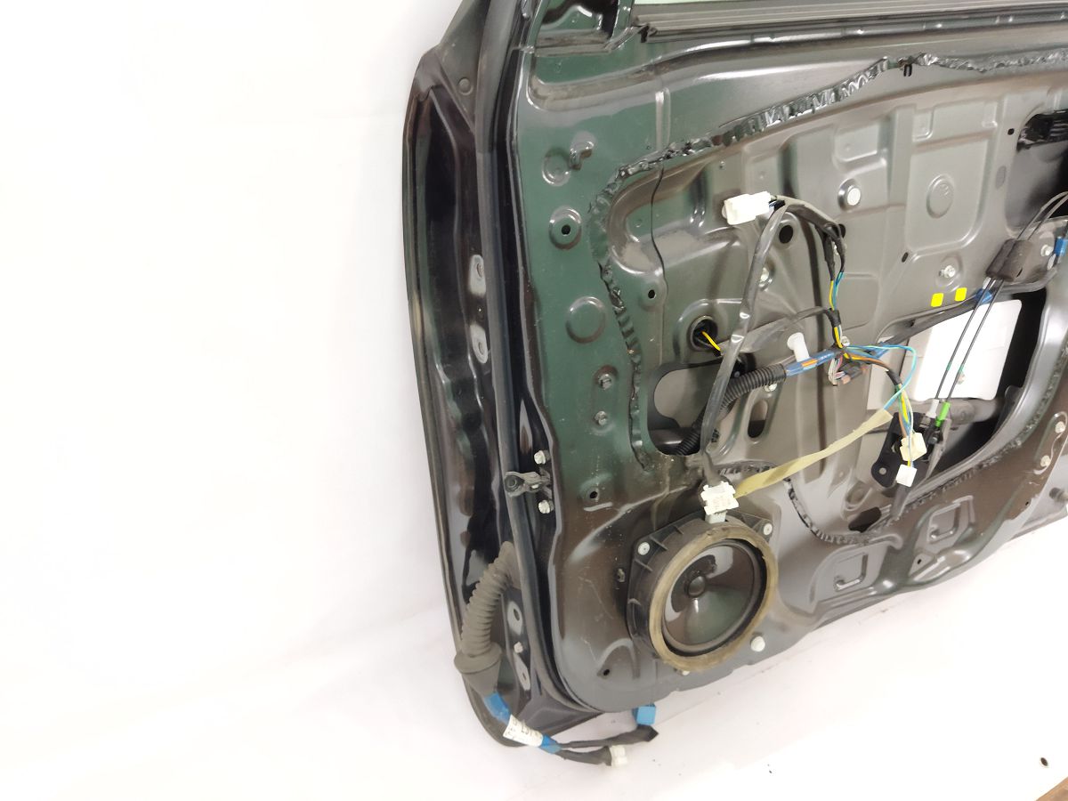 Scion xb Дверь передняя правая Toyota Scion XB 2008-2012 6700112A70 Toyota Scion XB 12