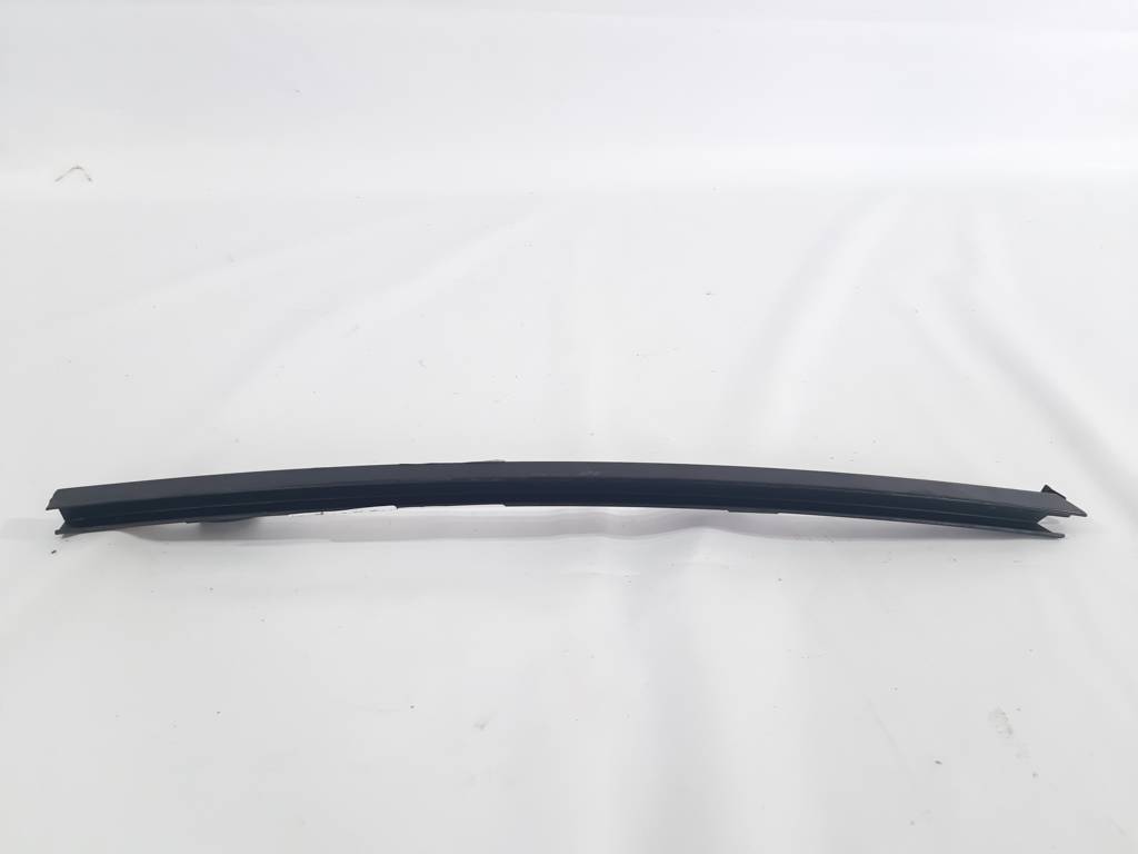 5. Направляющая стекла двери передней левой Mazda 5 2006-2015 C23559602E Mazda 5