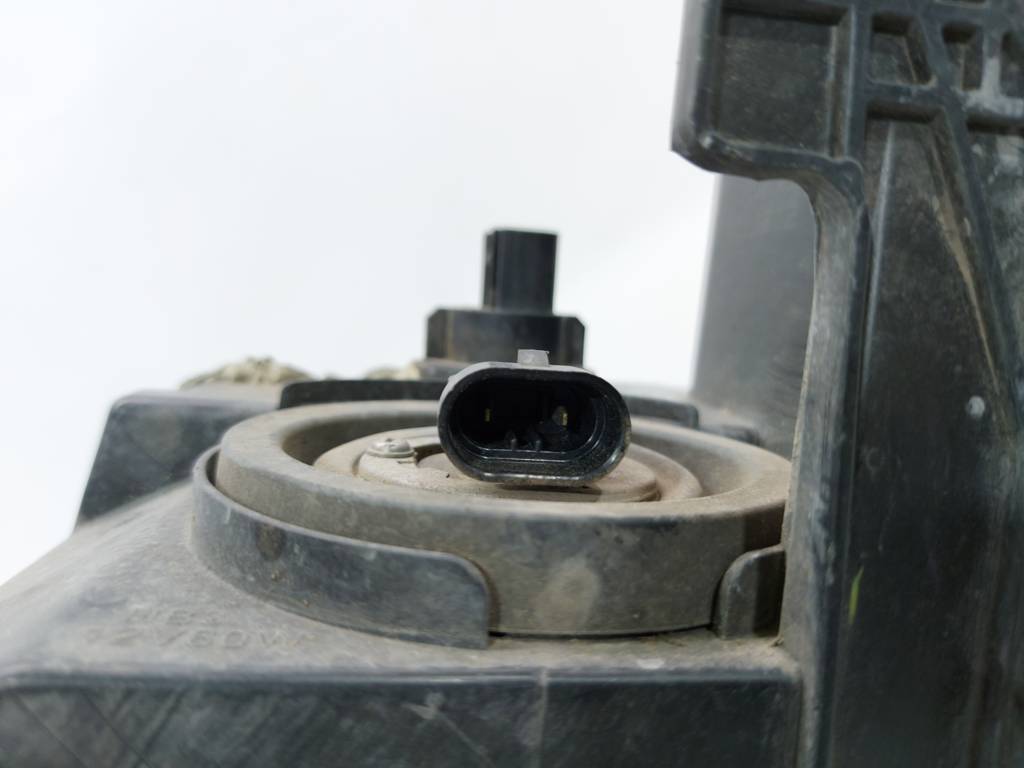 Товари з дефектами Фара передня права (дефект) Dodge Journey 2009-2020 5116288AD Dodge Journey 12