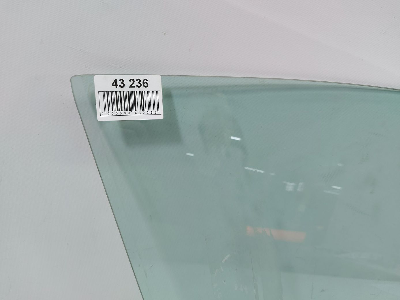 Sentra Скло дверей передньої правої Nissan Sentra 2013-2019 803009AM0A Nissan Sentra 4