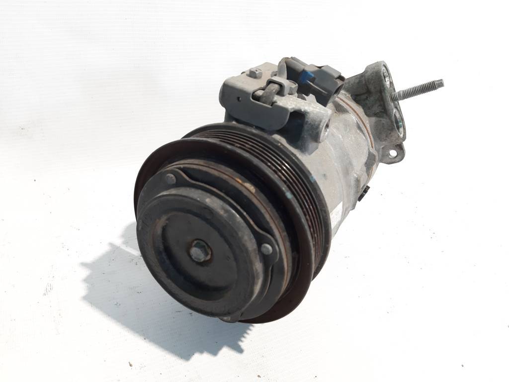 Dart Компрессор кондиционера Dodge Dart 2013-2019 68081094AD Dodge Dart 2