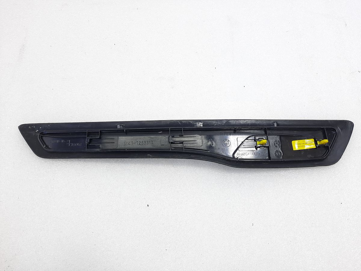 328i xdrive Накладка заднього порогу ліва BMW 328i xDrive 2013-2016 51477263313 BMW 328i xDrive 2