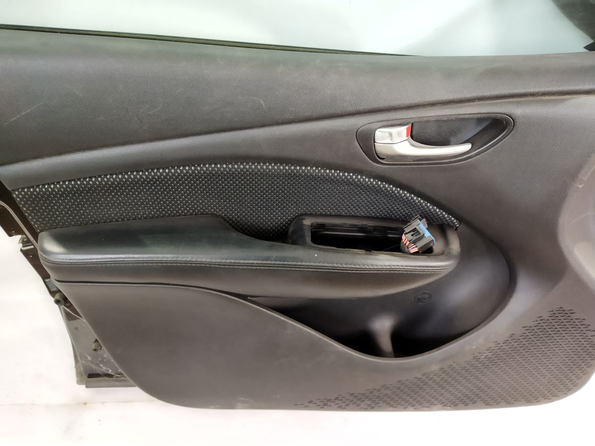 Dart Дверь передняя левая Dodge Dart 2012-2016 68158725AD Dodge Dart 32