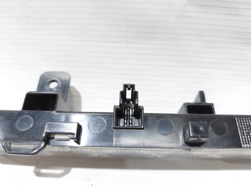 Passat s Додатковий стоп Volkswagen Passat S 2011-2019 6RU945087A Volkswagen Passat S 11 Passat s Додатковий стоп Volkswagen Passat S 2011-2019 6RU945087A Volkswagen Passat S 11