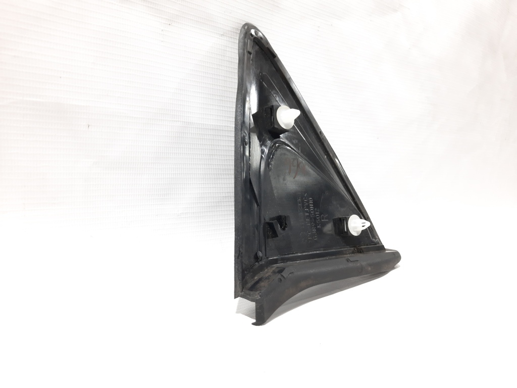6 Накладка четверти задней правая (уголок) Mazda 6 2014-2019 GJR950N10B Mazda 6 8