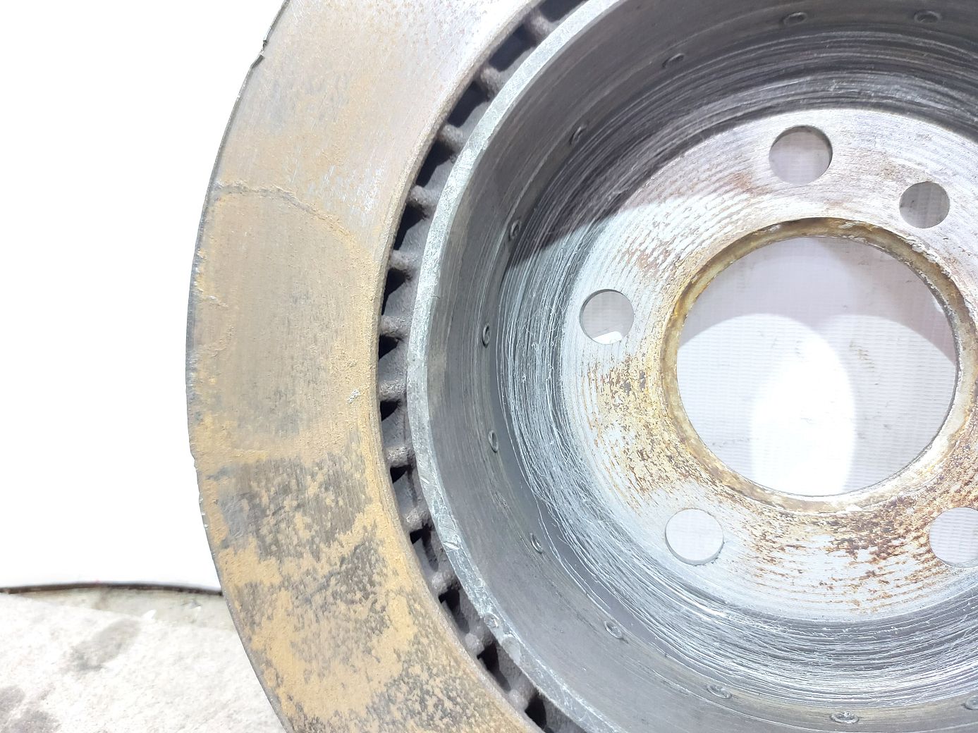 5 series Диск тормозной задний левый/правый BMW 5 series 2011-2016 34216898733 BMW 5 series 6