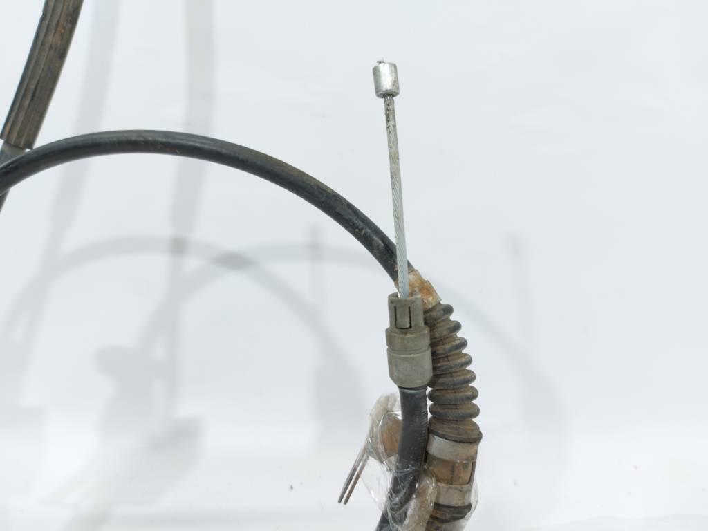 Dart Трос стояночного тормоза левый Dodge Dart 2013-2019 68232031AA Dodge Dart 24