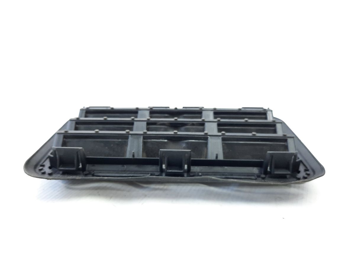 200 Вентиляционная решетка кузова Chrysler 200 2015-2017 68170766AA Chrysler 200 6
