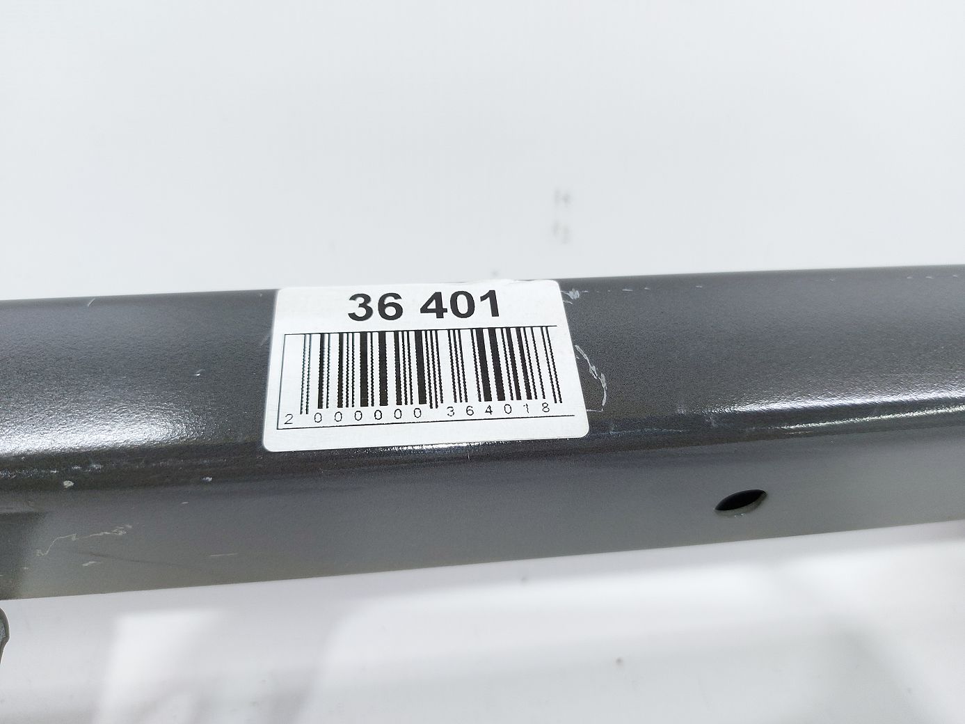 Compass Распорка задних сидений Jeep Compass 2014 5115657 Jeep Compass 4