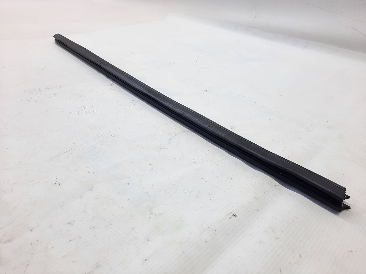 Malibu Уплотнитель стекла двери передней левой внутренний Chevrolet Malibu 2013-2016 23335835 Chevrolet Malibu 6