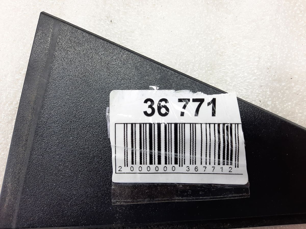 Soul Молдинг двері задньої лівої зовнішній (треуг) Kia Soul 2014-2019 83830B2000 Kia Soul 5