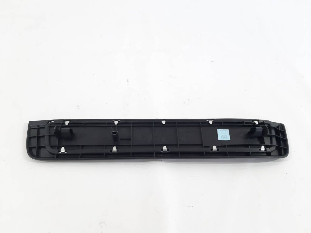 Rdx Накладка с эмблемой на порог задний правая Acura RDX 2007-2009 84212STKA00ZA Acura RDX 2