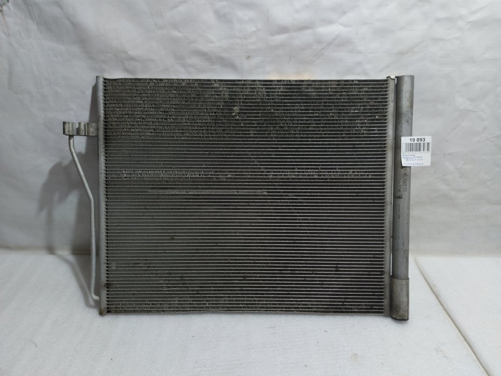 7 series. Радіатор кондиціонера BMW 7 2012 17117639066 BMW 7