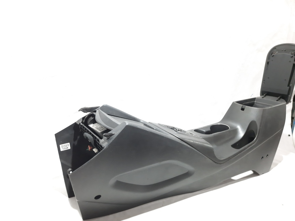 Forte Консоль центральна Kia Forte 2014-2018 84611A7000WK Kia Forte 10 Forte Консоль центральна Kia Forte 2014-2018 84611A7000WK Kia Forte 10