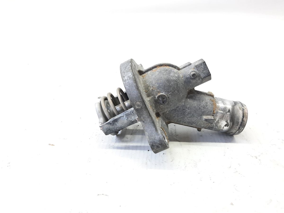 Malibu Корпус термостату Chevrolet Malibu 2016 25201447 Chevrolet Malibu 13