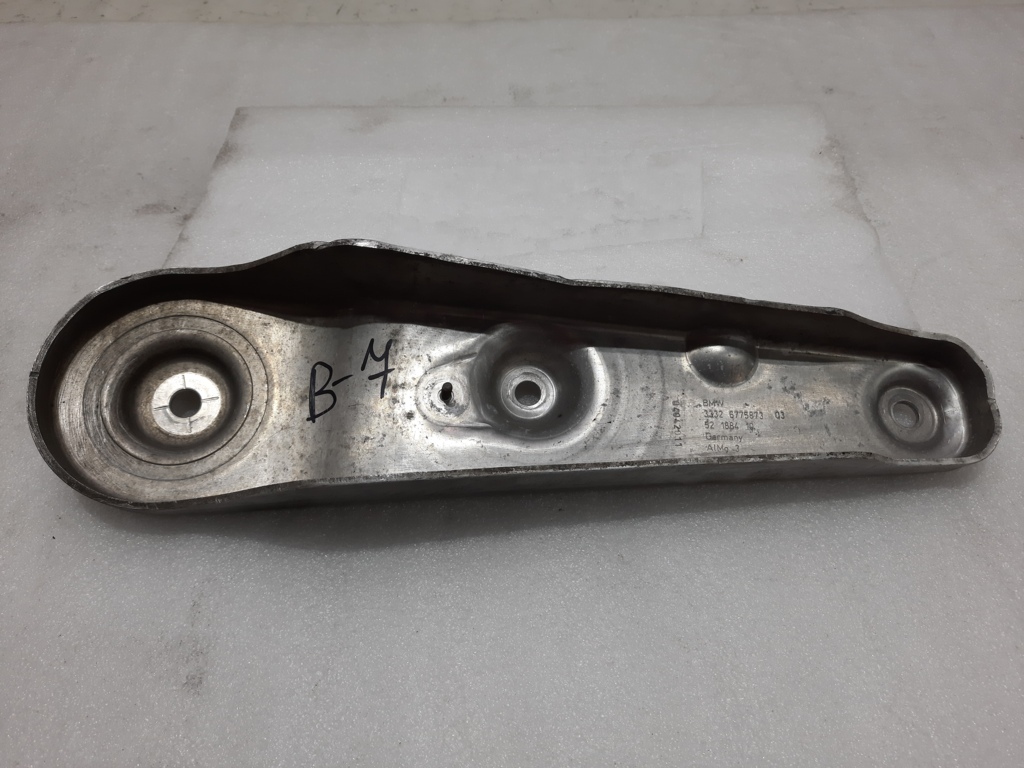 7 series Кронштейн задньої балки BMW 7 2012 33326775873 BMW 7 2