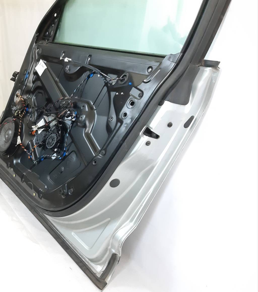 Cayenne Двері передні права голі Porsche Cayenne 2003-2010 95553101207GRV Porsche Cayenne 5