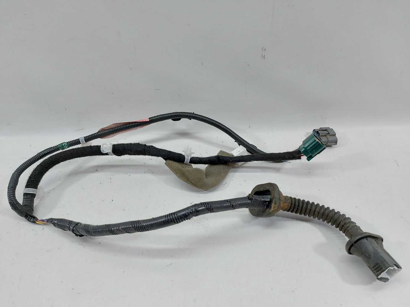 Sentra Проводка дверей задньої правої Nissan Sentra 2013-2019 241263SG0A Nissan Sentra 2