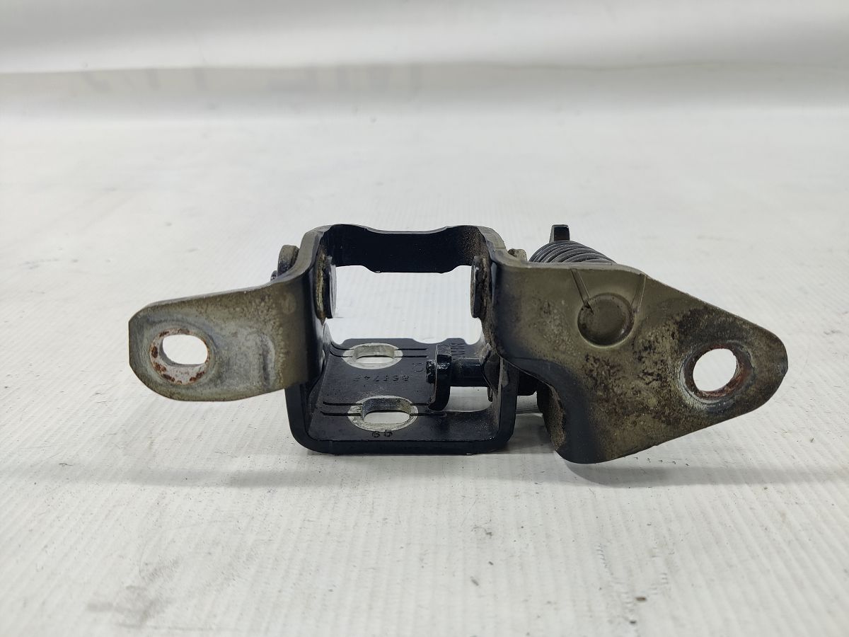 Compass Петля двери передней/задней правой нижняя Jeep Compass 2007-2017 5115712AK Jeep Compass 12