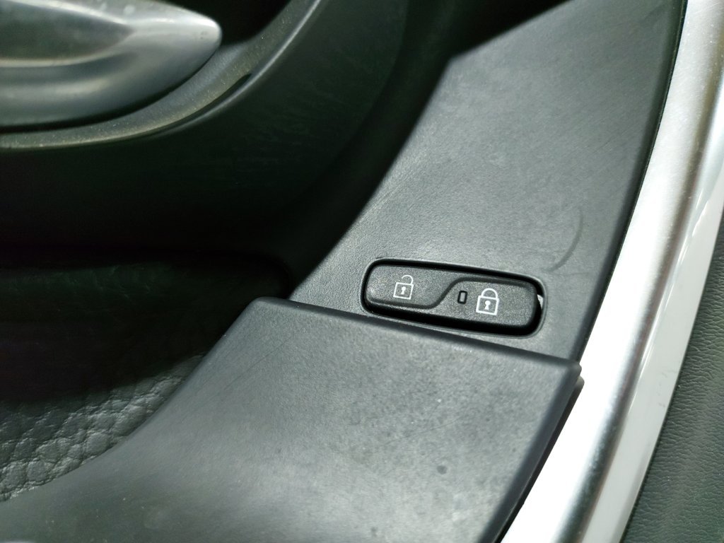 S60 Карта двери передней левой (без кнопок) Volvo S60 2011-2012 39817566 Volvo S60 4