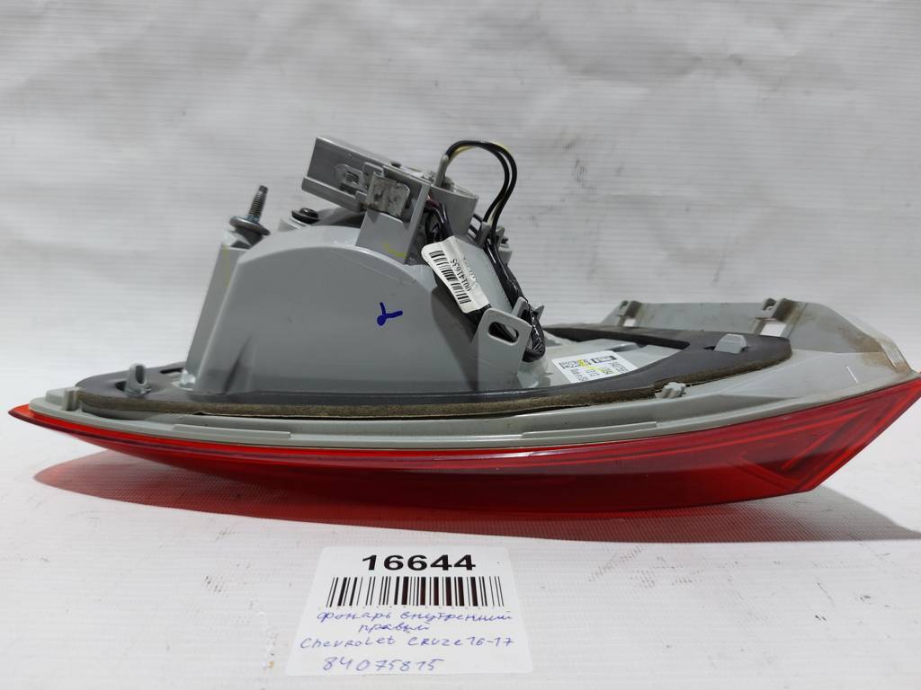 Cruze Ліхтар внутрішній правий Chevrolet Cruze 2016-2017 84075815 Chevrolet Cruze 8 Cruze Ліхтар внутрішній правий Chevrolet Cruze 2016-2017 84075815 Chevrolet Cruze 8