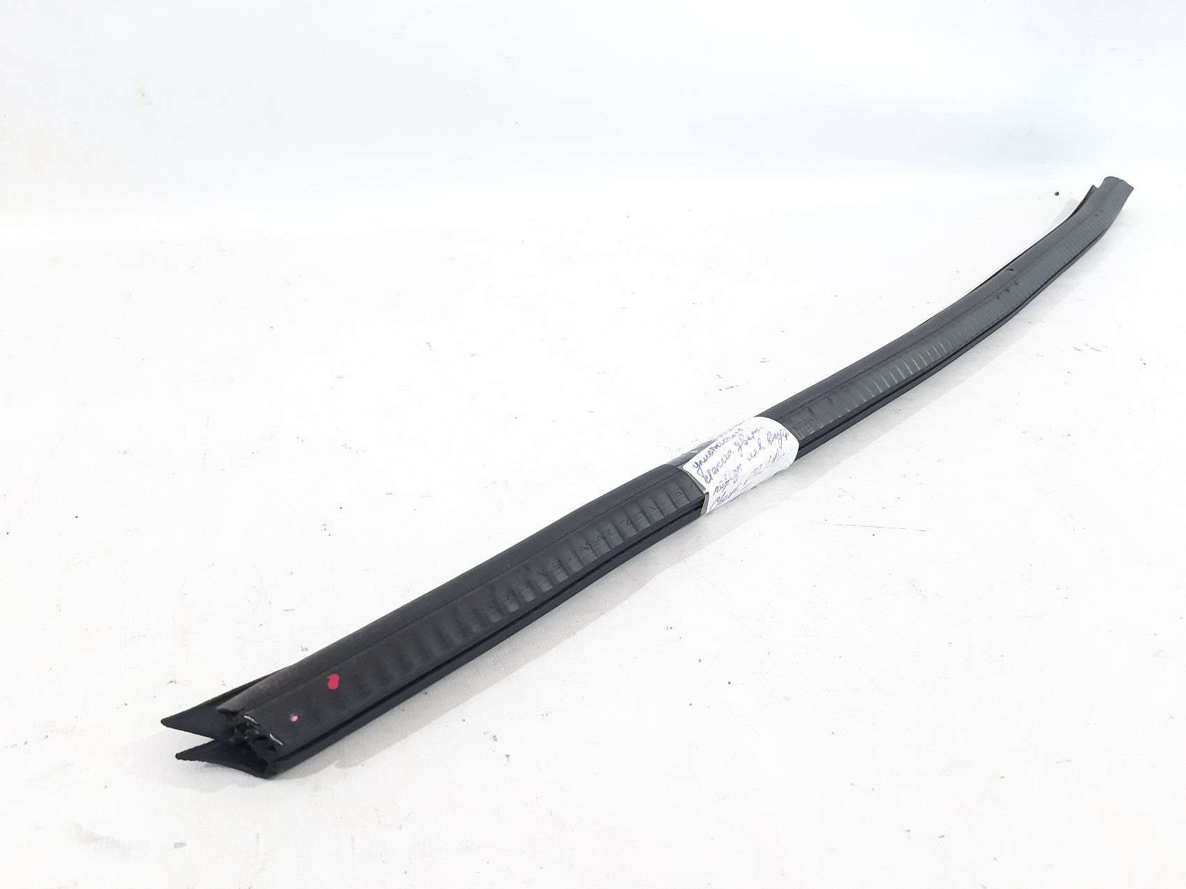 Malibu Уплотнитель стекла двери передней левой внутренний Chevrolet Malibu 2013-2016 23335835 Chevrolet Malibu 15