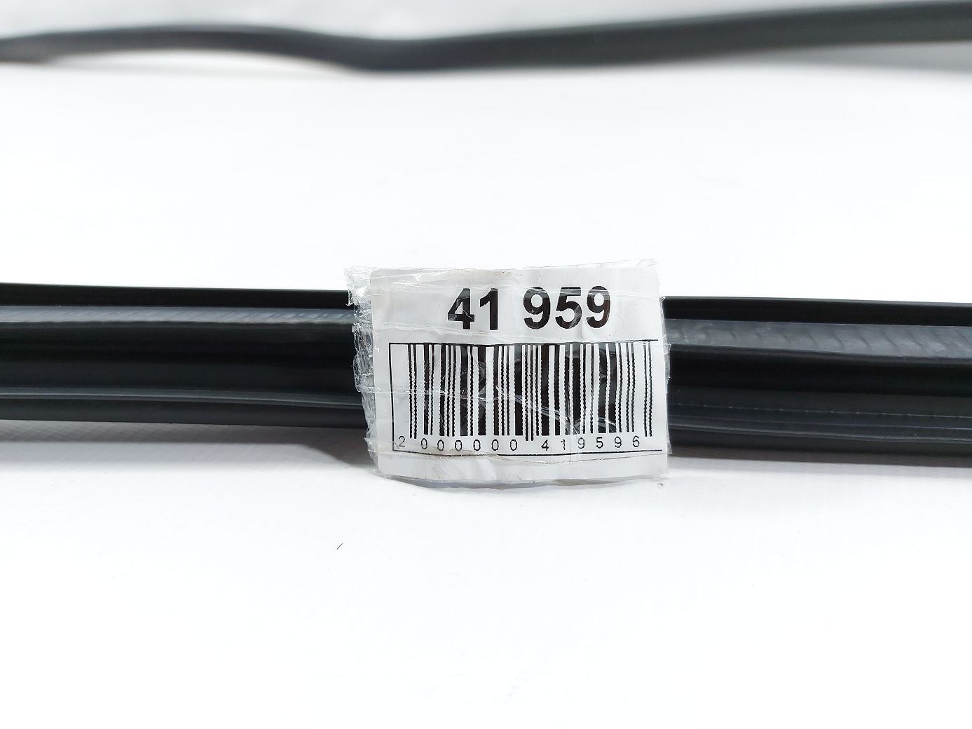 Regal Уплотнительная резинка проёма двери задней левой/правой Buick Regal 2011-2017 13228132 Buick Regal 4