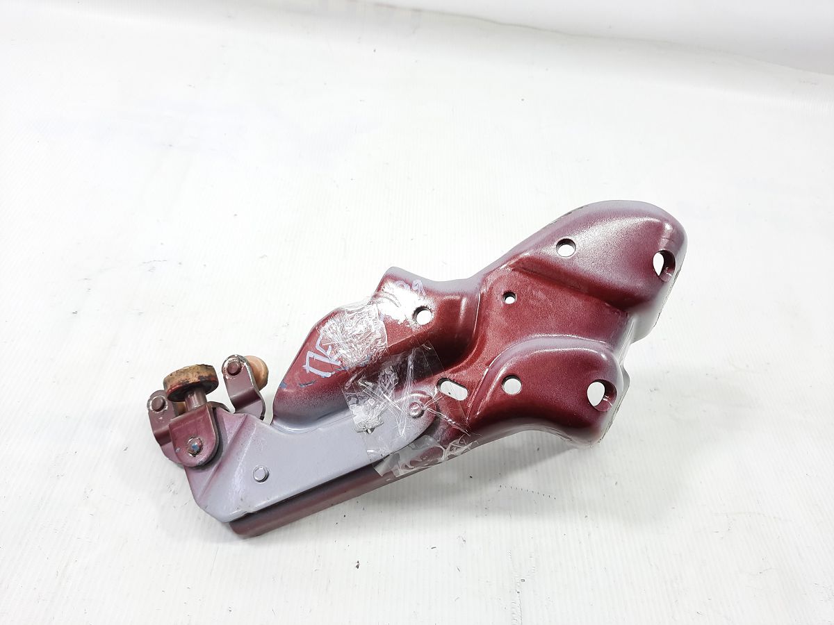 Sienna Напрямна двері задньої правої передня нижня Toyota Sienna 2011-2020 6835008031 Toyota Sienna 6 Sienna Напрямна двері задньої правої передня нижня Toyota Sienna 2011-2020 6835008031 Toyota Sienna 6