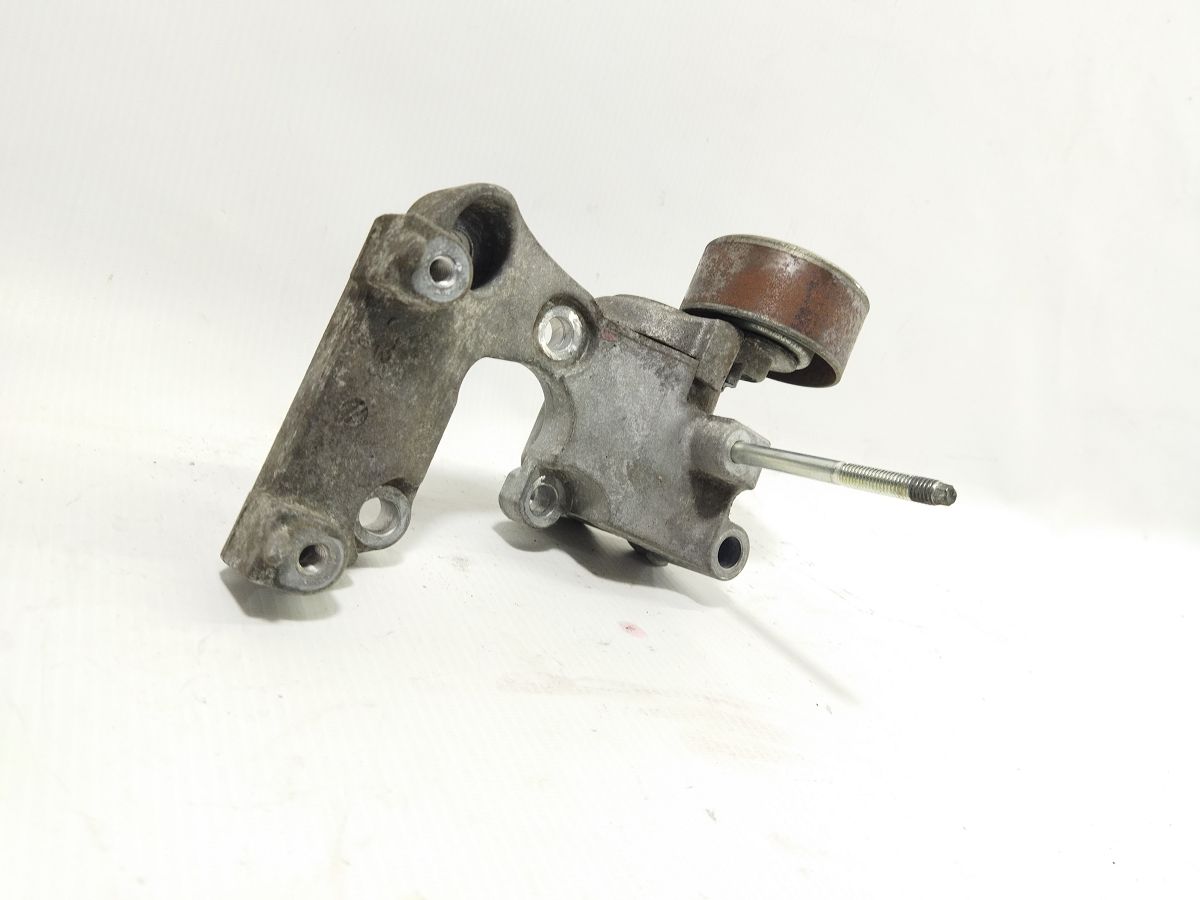 Sienna Ролик натягувач приводного ременя Toyota SIENNA 2011-2016 1662031040 Toyota SIENNA 6