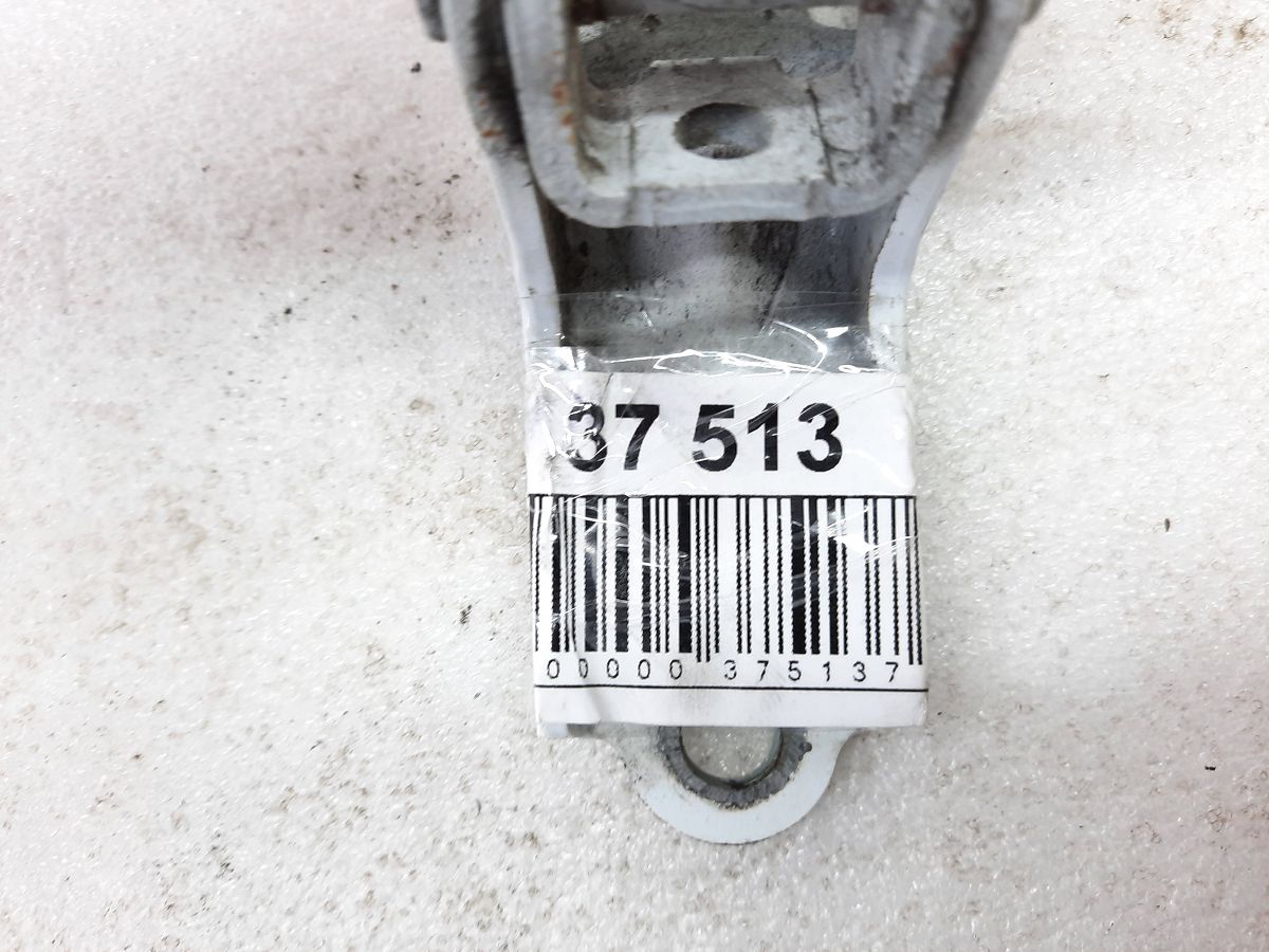 Veloster Петля двері задньої правої нижня Hyundai Veloster 2012-2021 793202H000 Hyundai Veloster 5